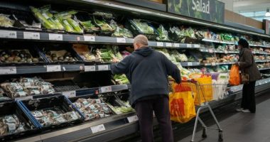 British retail sales stagnate as shoppers cut back on groceries