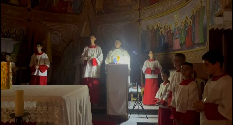 Gaza’s Christians attend Easter service in darkness | Gaza