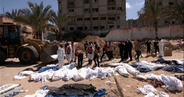 Mass graves found at southern Gaza hospital raided by Israeli forces | Gaza