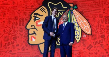 The Chicago Blackhawks have moved up in the draft by exchanging 1st-Round picks with the New York Islanders