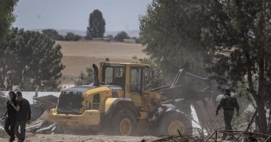 Israel demolishes nearly 50 Bedouin homes in Negev region | Benjamin Netanyahu