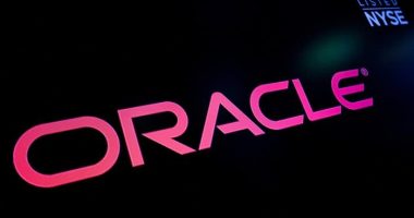 Oracle forecasts AI demand to drive double-digit revenue growth