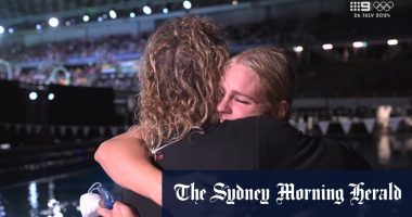 Shayna Jack's emotional moment with coach