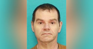 Triple murder suspect on the loose in Arkansas: police