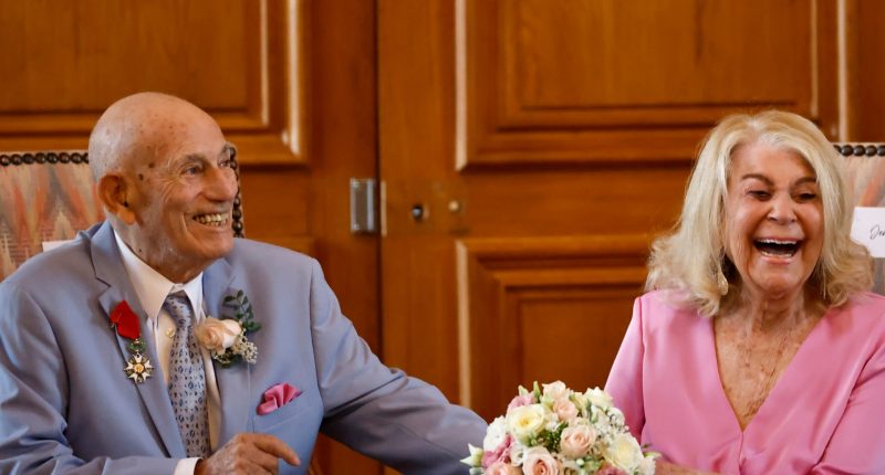 World War II veteran, 100, weds 96-year-old bride near D-Day beach | The World Wars News