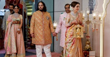 Anant Ambani’s glitzy wedding highlights India’s ‘missing middle class’ | Business and Economy News