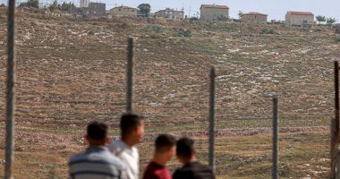 Israel approves three settlement outposts, thousands of homes in West Bank | Gaza News