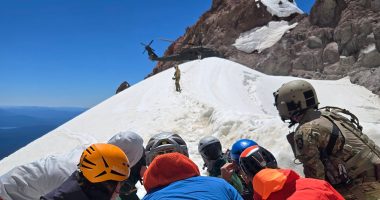 Oregon climber rescued after surviving 700-foot fall on Mt. Hood